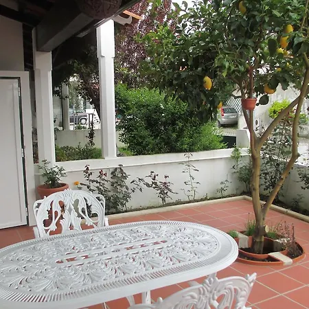 Semesterbostad Casa Do Limoeiro Óbidos