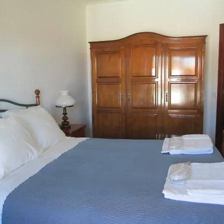 Casa Do Limoeiro Holiday home *